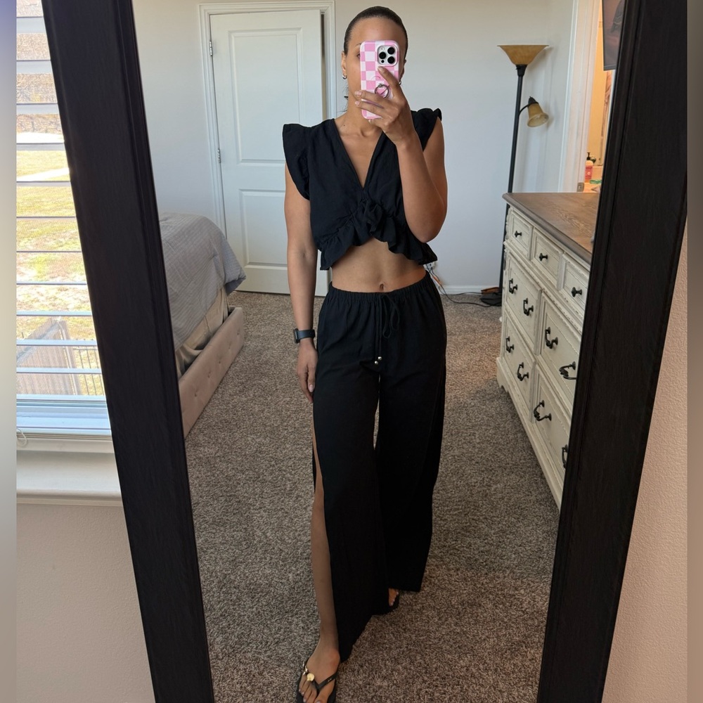 FANCYINN Black 2 Piece Set - Picture 2 of 16